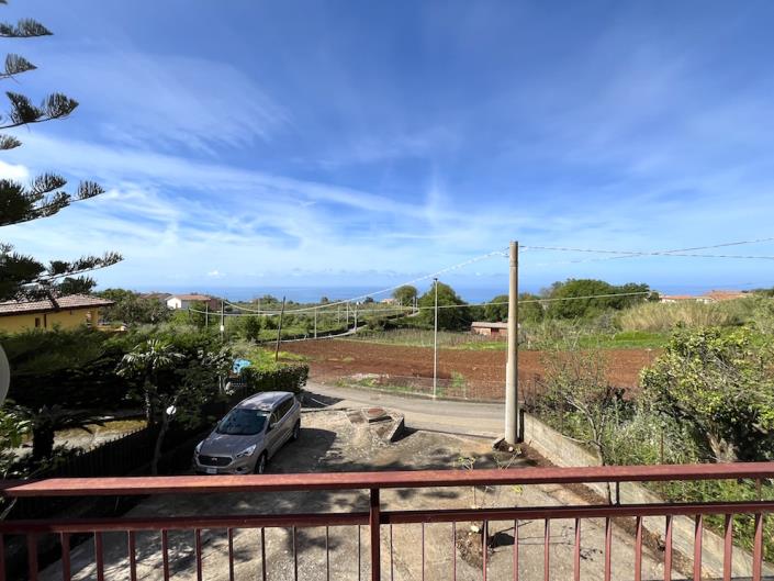 Image No.33-2 Bed Village House for sale