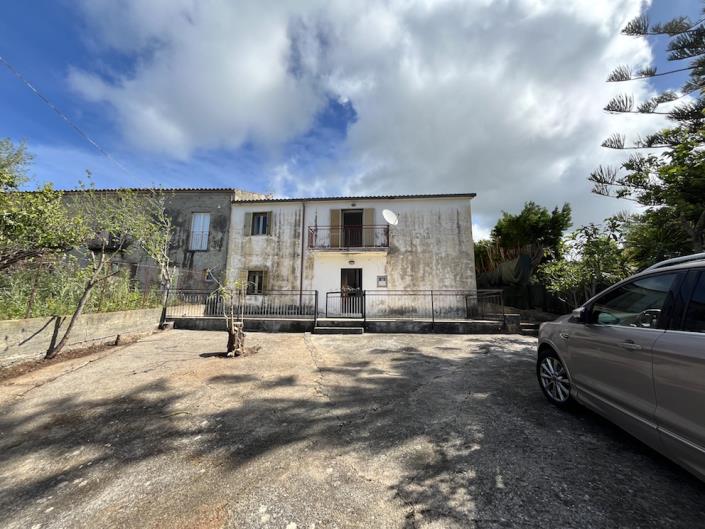 Image No.49-2 Bed Village House for sale