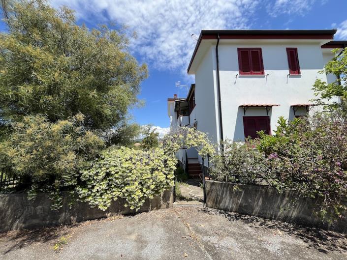 Image No.32-2 Bed Apartment for sale