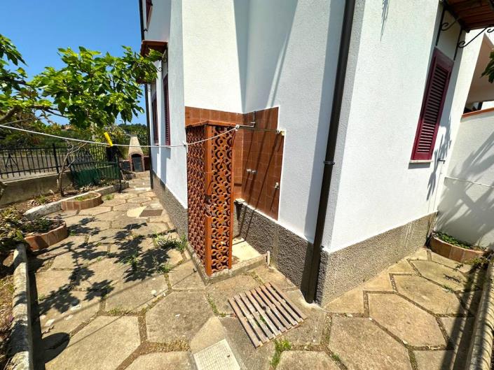 Image No.38-2 Bed Apartment for sale