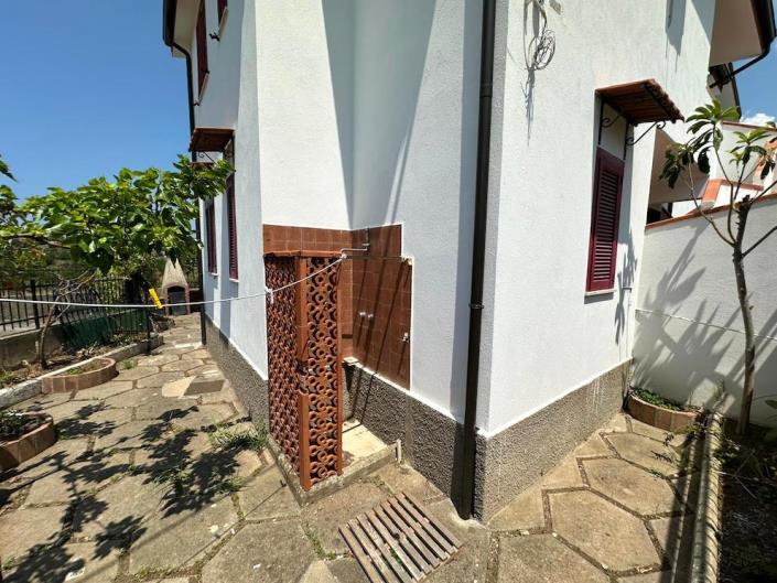 Image No.39-2 Bed Apartment for sale