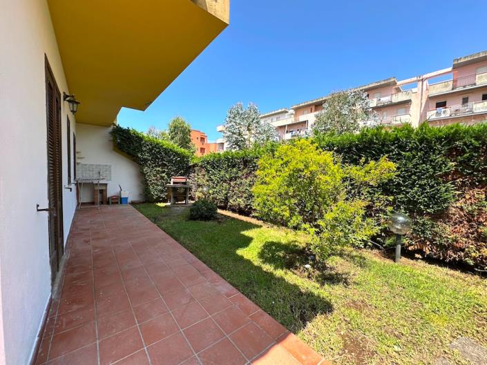 Image No.22-2 Bed Apartment for sale