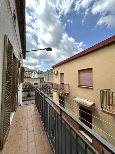 Image No.27-2 Bed House for sale