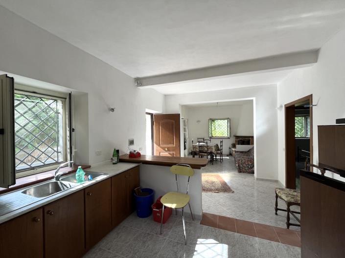 Image No.9-2 Bed Country House for sale