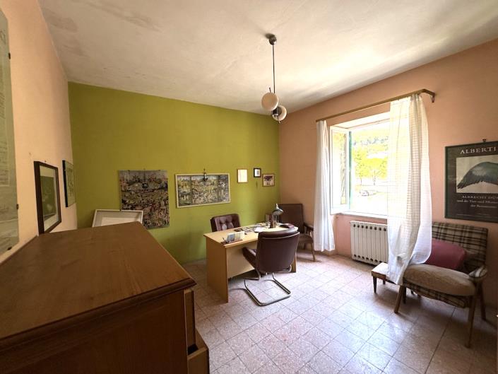 Image No.17-4 Bed Villa / Detached for sale