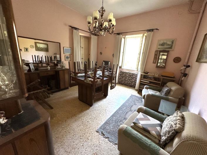 Image No.24-4 Bed Villa / Detached for sale