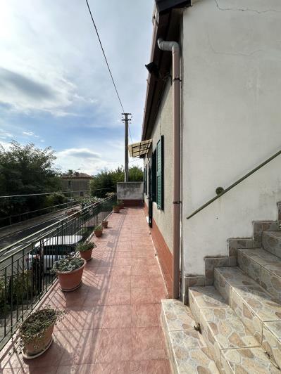 Image No.19-2 Bed Country House for sale