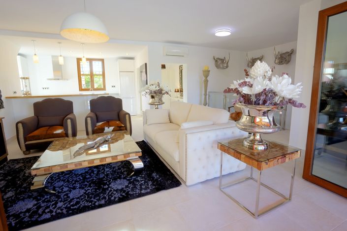 Image No.4-3 Bed Villa for sale