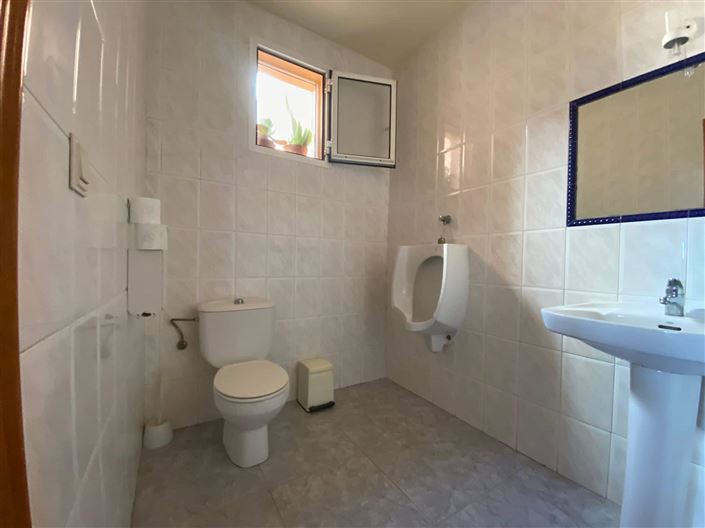 Image No.15-10 Bed Hotel for sale