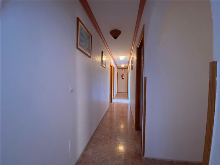 Image No.28-10 Bed Hotel for sale