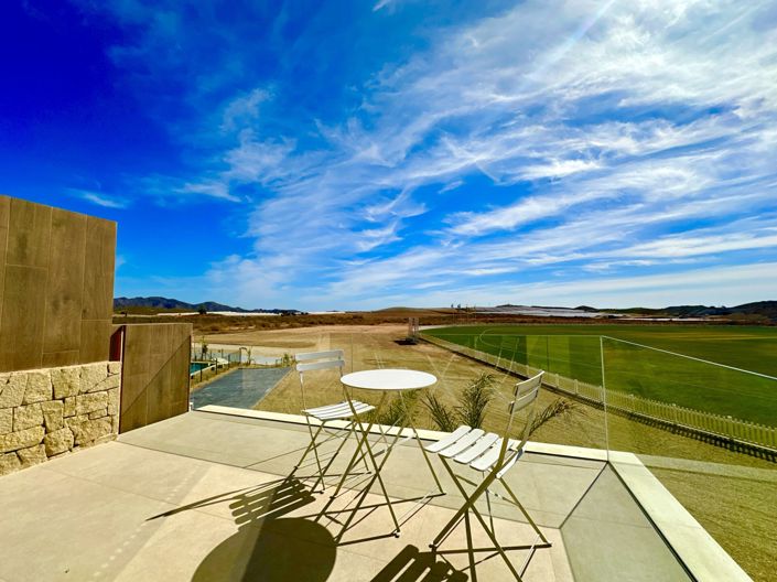 Image No.20-2 Bed Property for sale