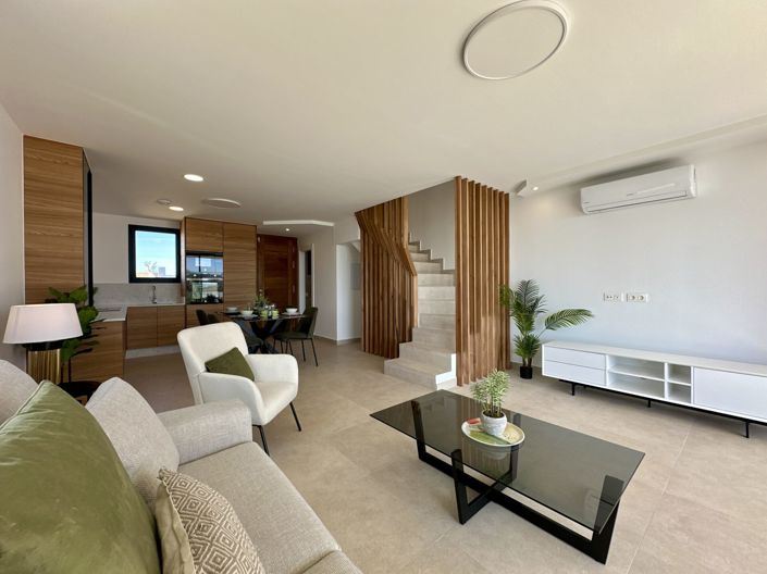 Image No.26-2 Bed Property for sale