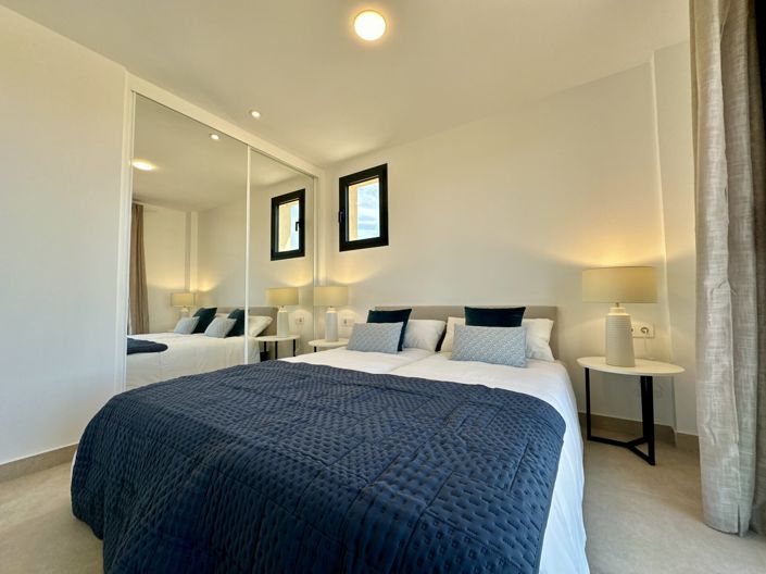 Image No.38-2 Bed Property for sale