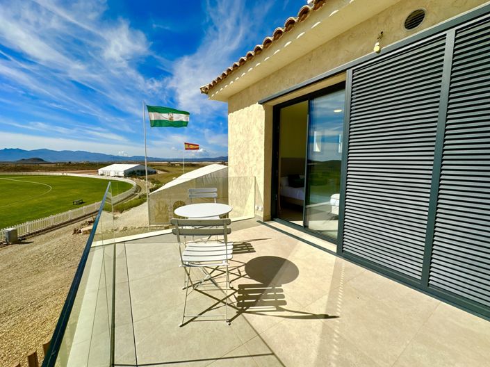 Image No.55-2 Bed Property for sale