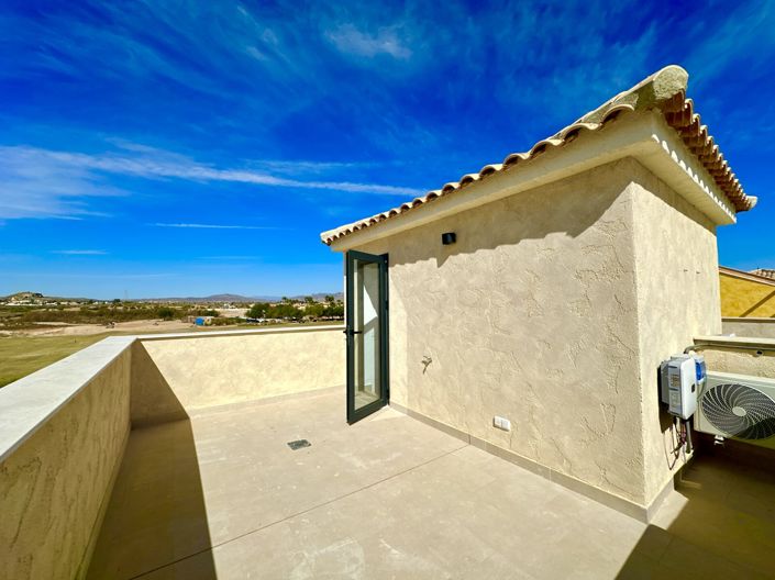 Image No.61-2 Bed Property for sale