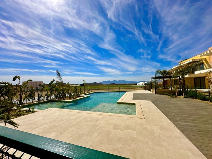 Image No.66-2 Bed Property for sale