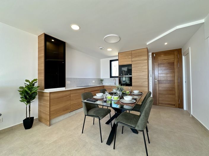 Image No.8-2 Bed Property for sale