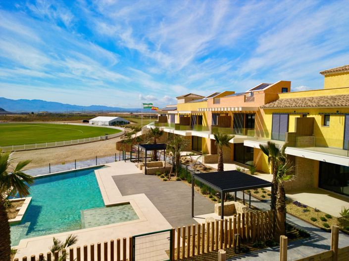 Image No.73-2 Bed Property for sale