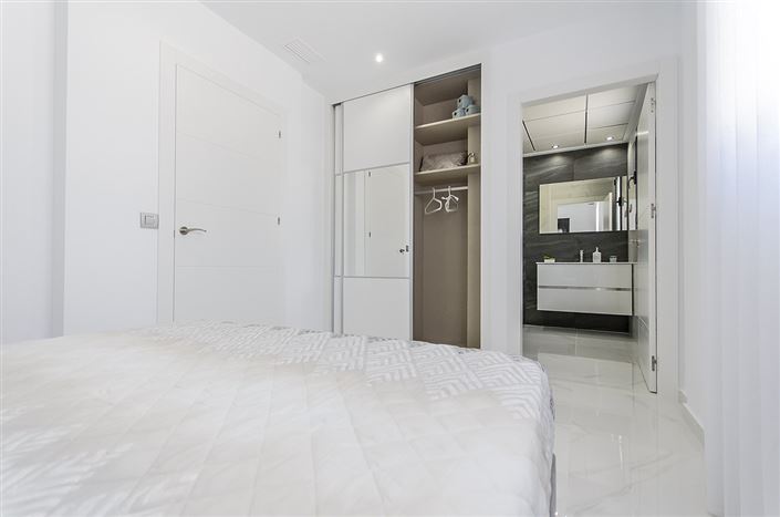 Image No.40-3 Bed Villa for sale