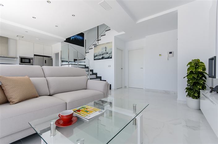 Image No.43-3 Bed Villa for sale