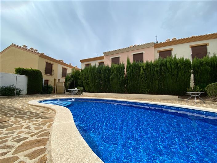 Image No.32-2 Bed Apartment for sale