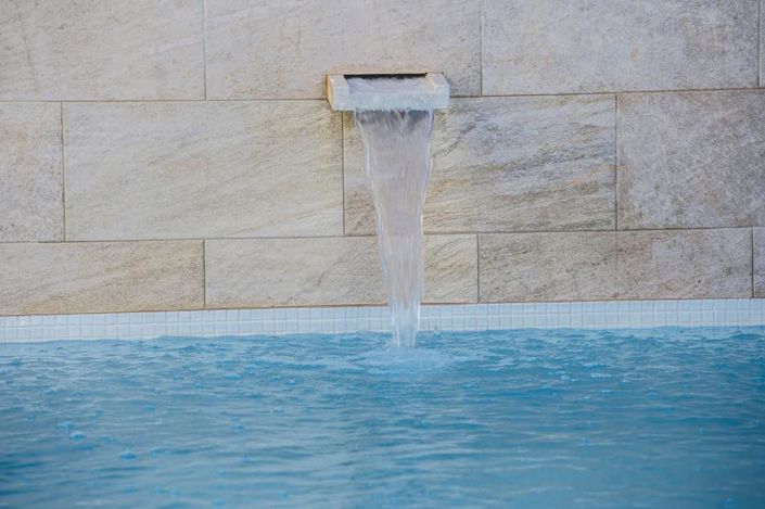 Image No.68-3 Bed Property for sale