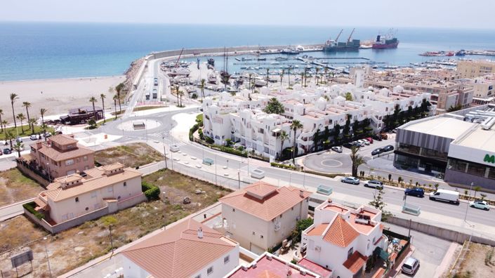 Image No.110-4 Bed Villa for sale