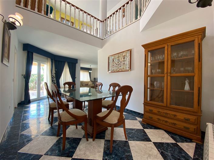 Image No.14-4 Bed Villa for sale