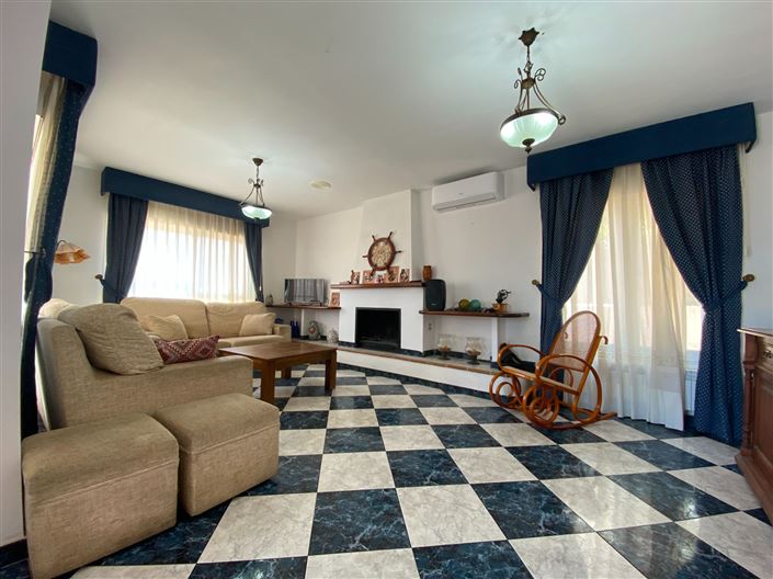 Image No.21-4 Bed Villa for sale