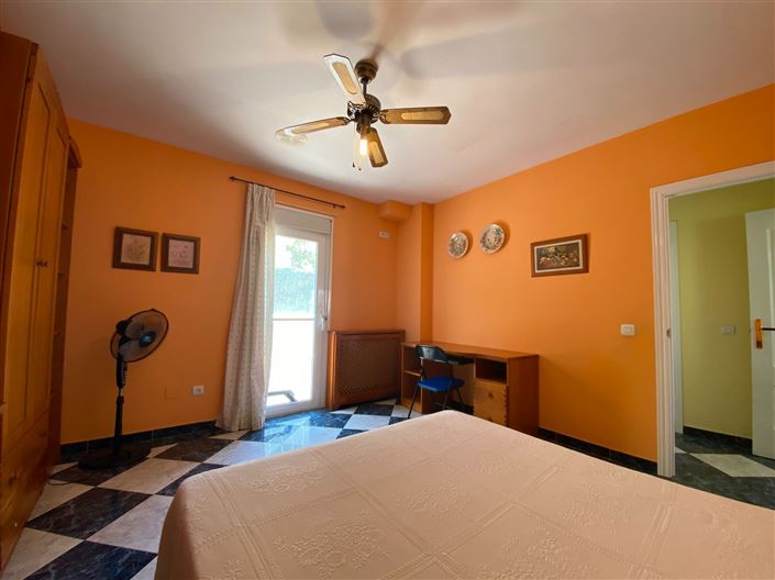 Image No.39-4 Bed Villa for sale