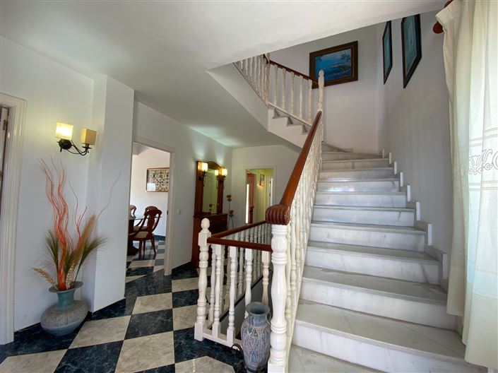 Image No.43-4 Bed Villa for sale