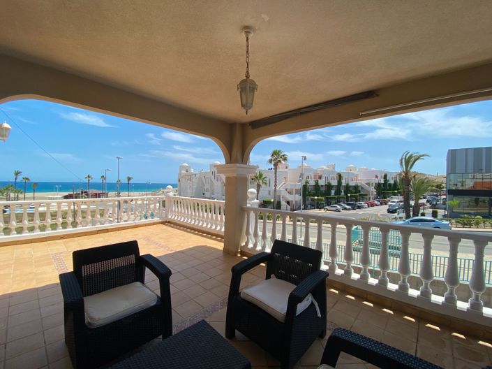 Image No.65-4 Bed Villa for sale