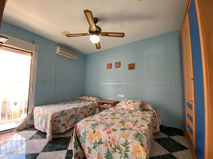 Image No.78-4 Bed Villa for sale