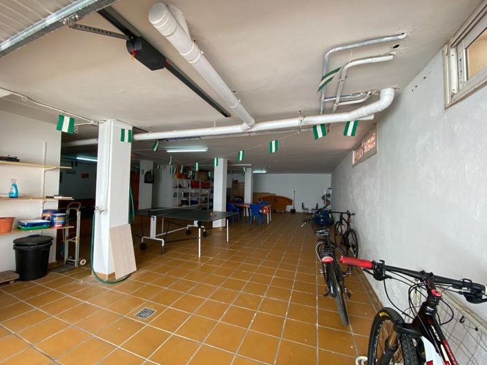 Image No.79-4 Bed Villa for sale