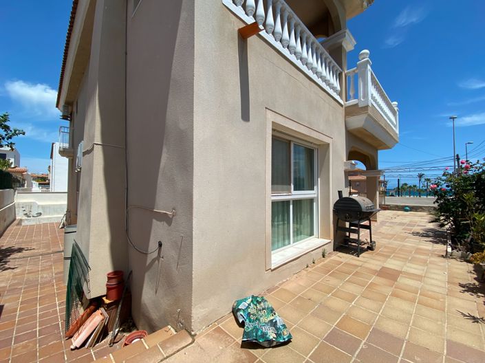 Image No.92-4 Bed Villa for sale