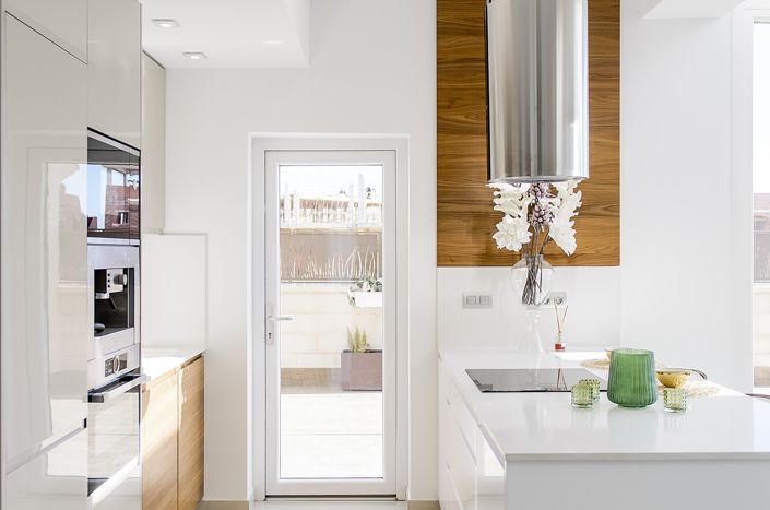 Image No.22-3 Bed Property for sale