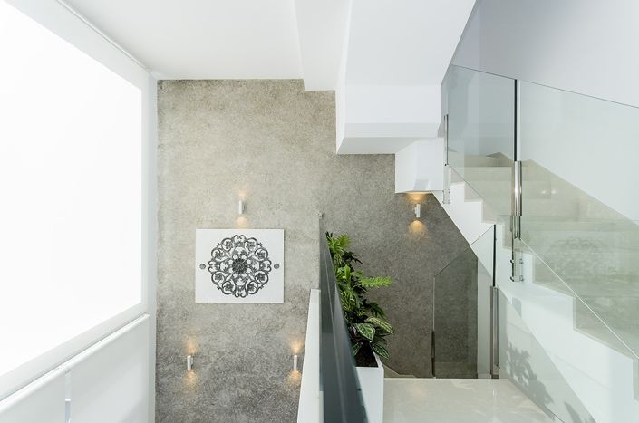 Image No.44-3 Bed Property for sale