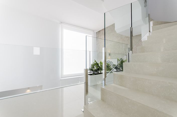 Image No.67-3 Bed Property for sale