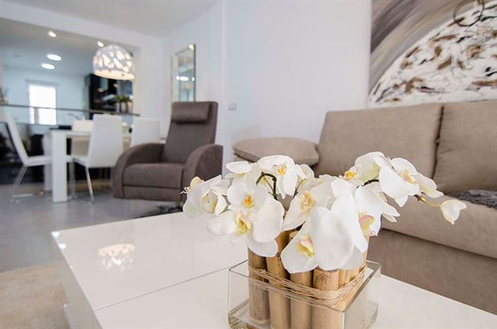 Image No.10-2 Bed Apartment for sale