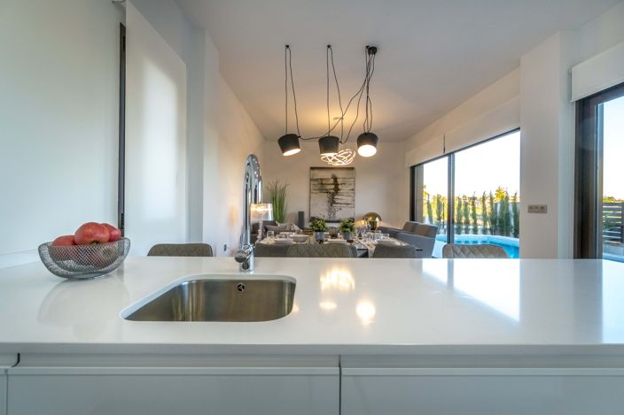 Image No.33-3 Bed Villa for sale