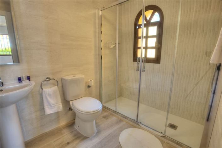 Image No.7-2 Bed Apartment for sale