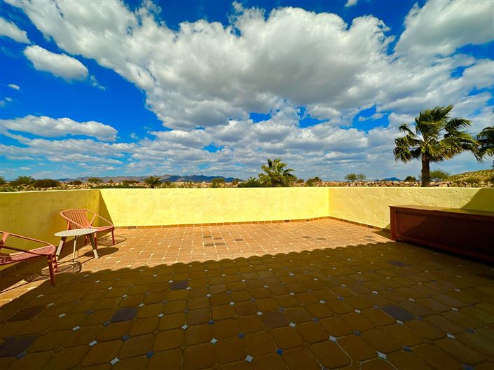 Image No.37-3 Bed Property for sale