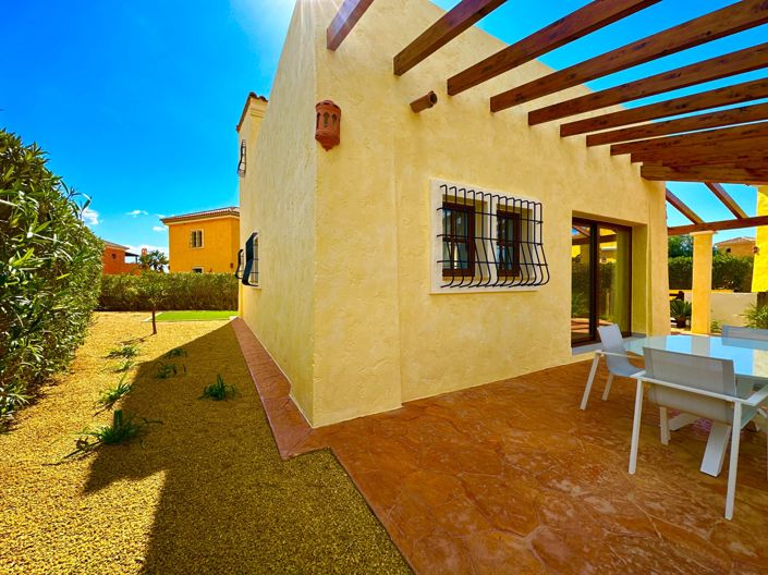 Image No.69-3 Bed Property for sale