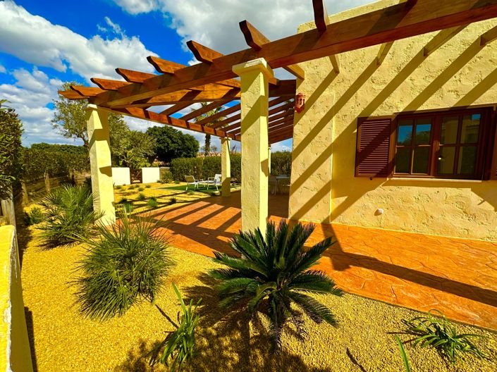 Image No.74-3 Bed Property for sale