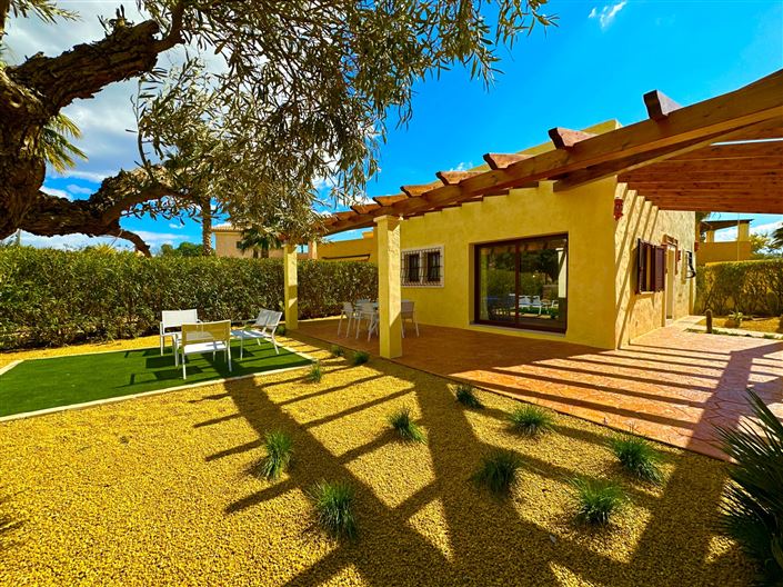 Image No.10-3 Bed Property for sale