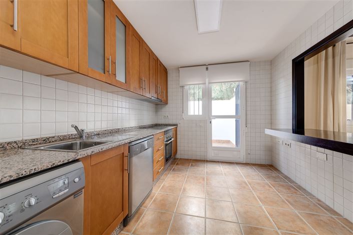 Image No.18-3 Bed Villa for sale