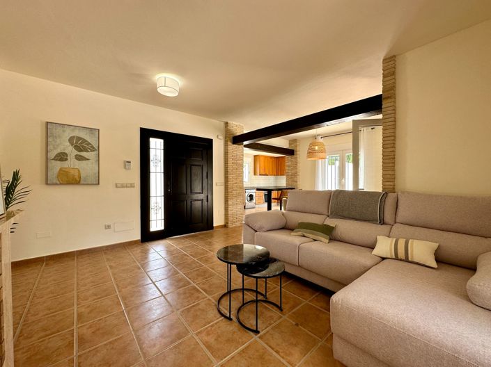 Image No.24-3 Bed Villa for sale