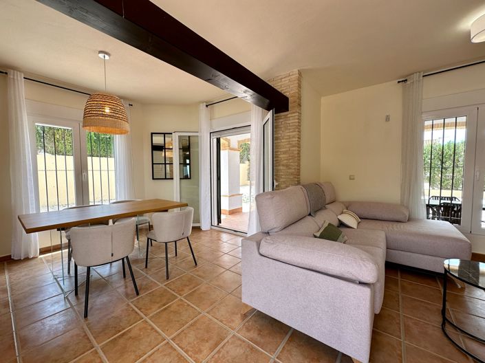 Image No.26-3 Bed Villa for sale