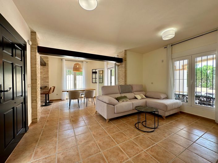 Image No.42-3 Bed Villa for sale