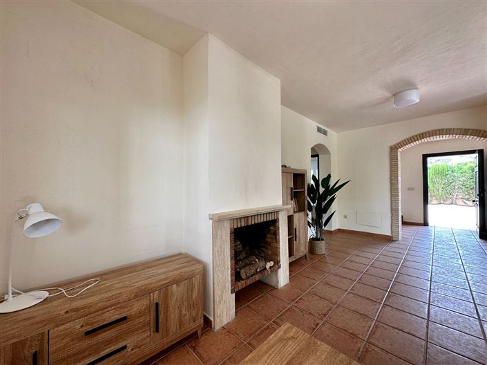 Image No.23-3 Bed Villa for sale